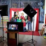 Andrews McMeel Universal Christmas Party Red Carpet Photo Booth Rental Red Carpet Art Deco Corporate Event In Kansas City